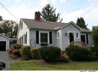 102 Silver Pine Dr, Laurel Park, NC 28739