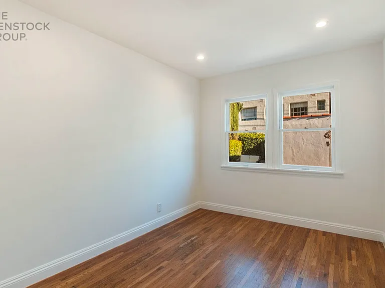 162 N Detroit St #164 — Photo 12