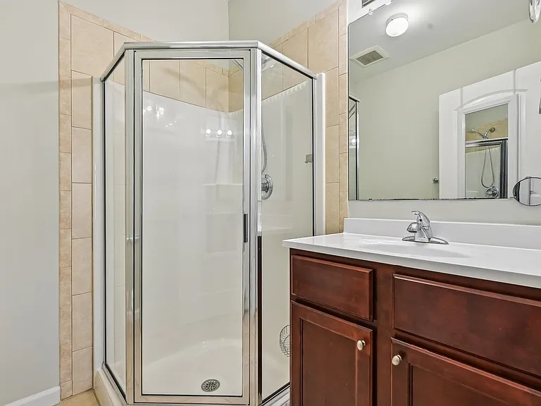 5808 Washington St #507 — Photo 11