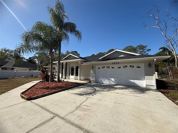 2nd image of 4548 Yorkshire Ln