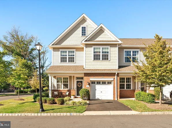 1 Cannon Dr, Pennington, NJ 08534