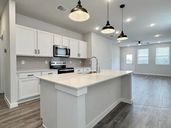 14702 Emerio Dr, San Antonio, TX 78253