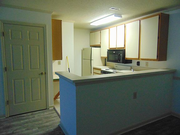Another view of the kitchen