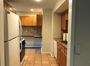 10 Talcott Gln UNIT A, Farmington, CT 06032