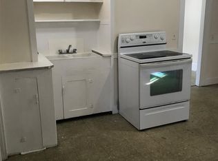 72 Pleasant St APT 2, Auburn, ME 04210