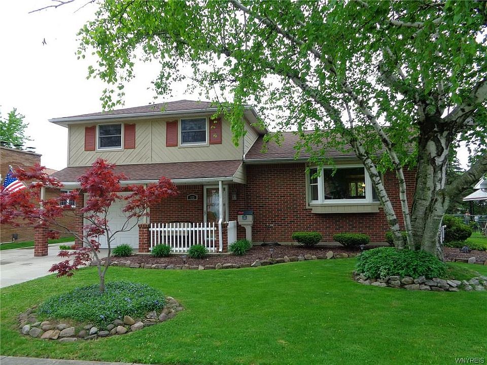 1st image of 122 Harvey Dr