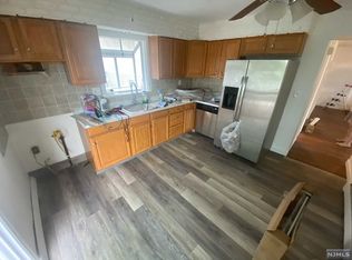 59 Willard St, Lodi, NJ 07644