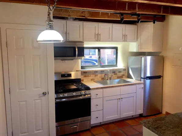 321 Tesuque Dr #D, Santa Fe, NM 87505