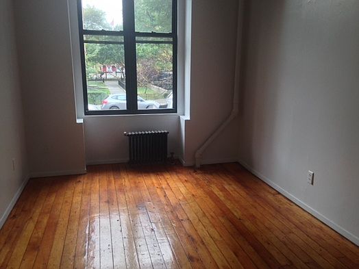 3rd image of 233 E 115th St APT 2