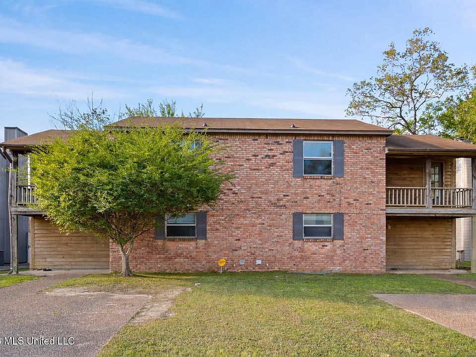 1st image of 2337 River Oaks Blvd #A