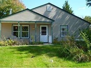 2nd image of 124 Cayuga Lake Dr