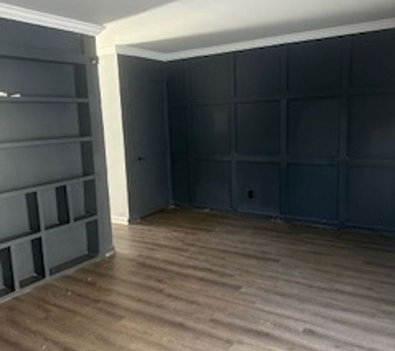 1st image of 3531 Lynhaven Dr APT E