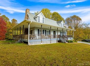 4087 Crab Creek Rd, Penrose, NC 28766