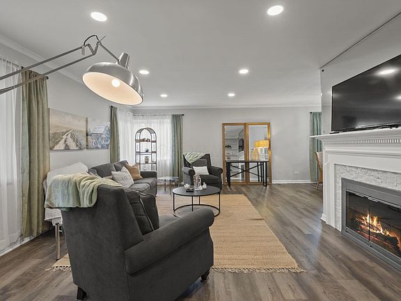5th image of 3174 Plymouth Pl