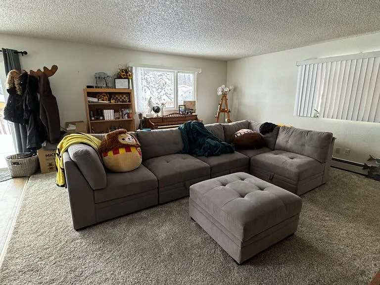 903 W 40th Ave #1 — Photo 1