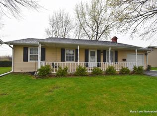 515 Sweetbriar St, Plano, IL 60545