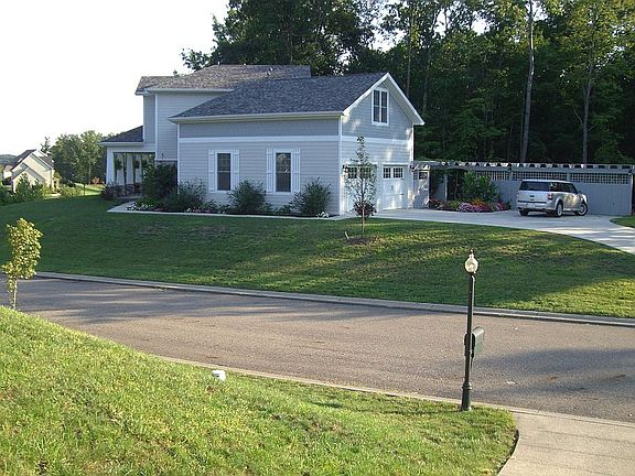 driveway/garage