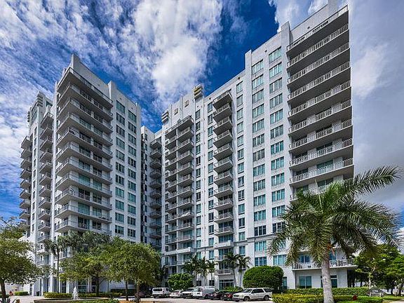 3rd image of 300 S Australian Ave Unit 219