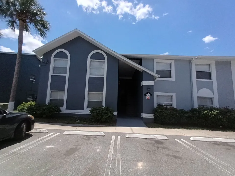 4148 Pershing Pointe Pl #1