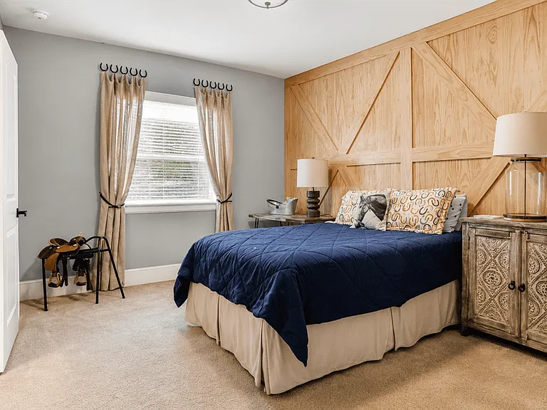 2418 Sandhill Crest Ln — Photo 21