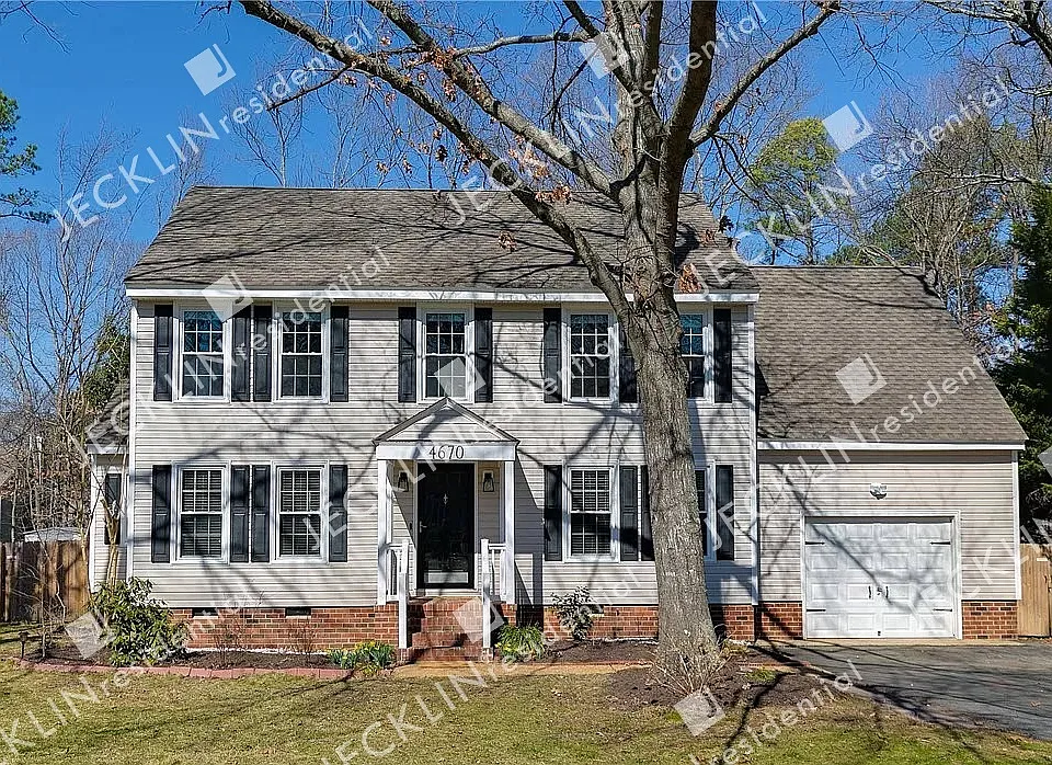 4670 Rollingwood Ln