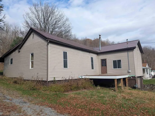 2340 George Washington Hwy, Grafton, WV 26354