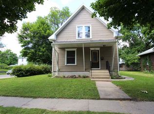 401 Archer Ave, Waterloo, IA 50703