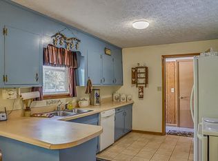 52 Woodrow Rogers Dr, Blairsville, GA 30512