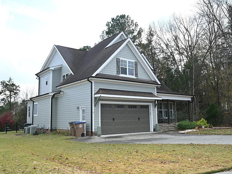 5604 Clearsprings Dr — Photo 3