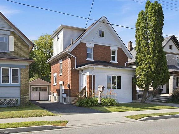 3rd image of 281 Guelph St