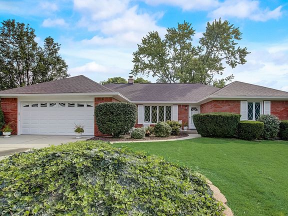3rd image of 6724 Wilton Ct
