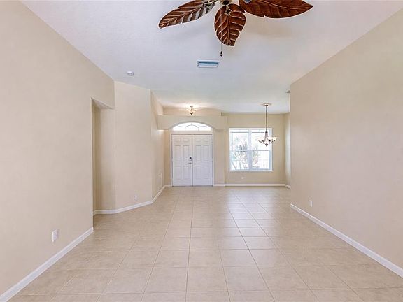 4th image of 2520 Silver Palm Rd