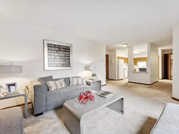 221 Grand Ave W APT 108, South Saint Paul, MN 55075