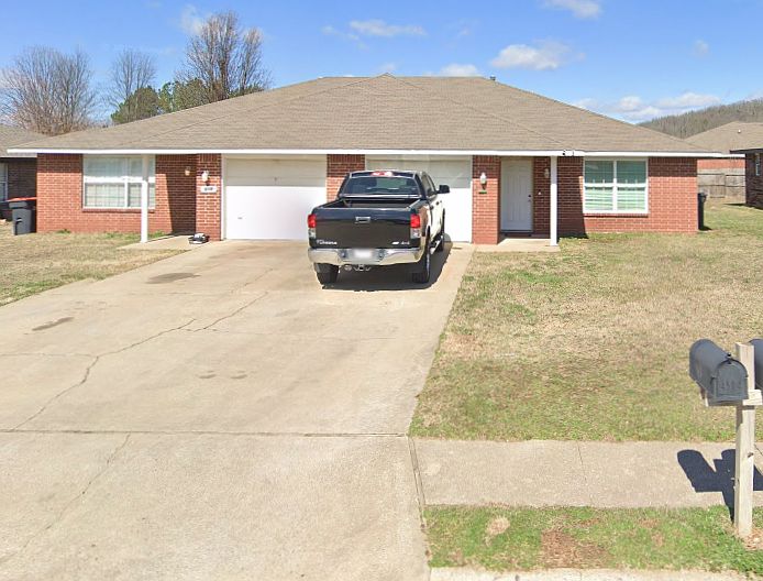 2nd image of 3118 Stagecoach Ave #B