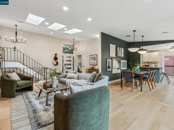 6335 Melville Dr, Oakland, CA 94611