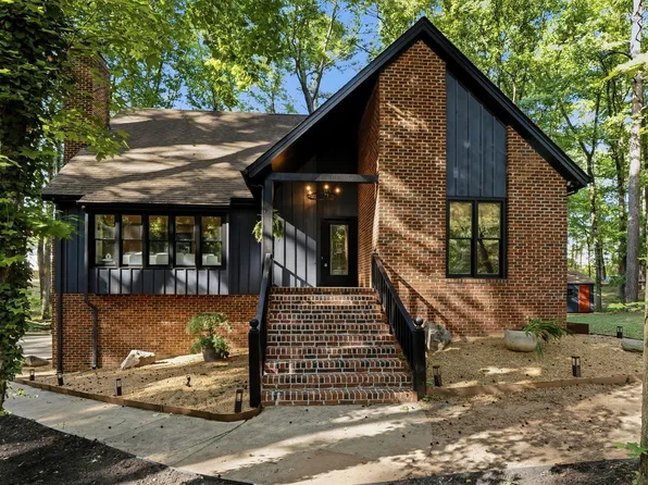 2104 Possum Trot Rd, Wake Forest, NC 27587