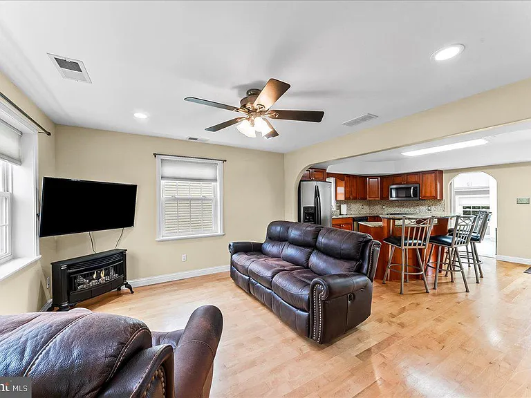 4110 Naamans Creek Rd — Photo 11