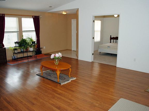 4th image of 10427 Don Giovanni Pl NW