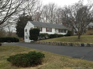 41 Berrian Rd, Stamford, CT 06905