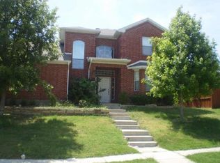 207 S Rolling Meadows Dr, Wylie, TX 75098