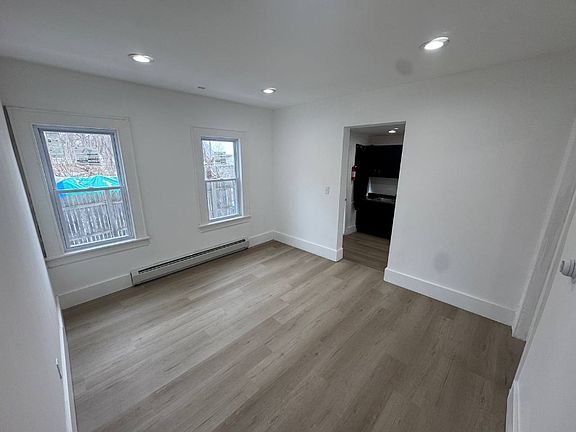 4th image of 287 6th St APT 3