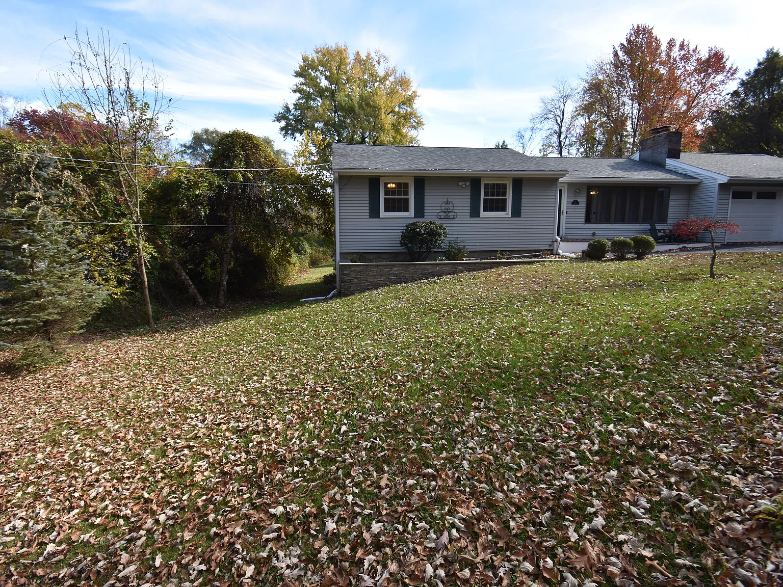 3 bed, 1448 sqft, $3,400 — Photo 3