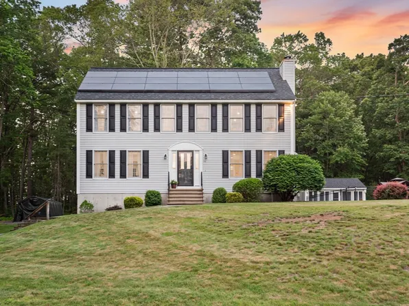 155 Heather Rd, Dracut, MA 01826