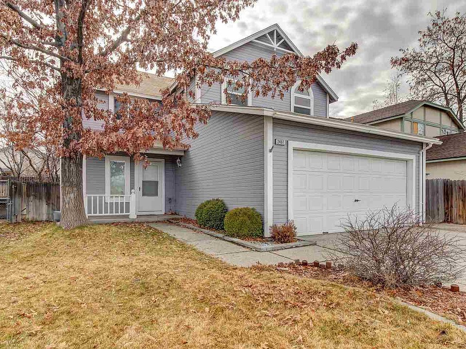 1st image of 2497 Pinebrook Dr