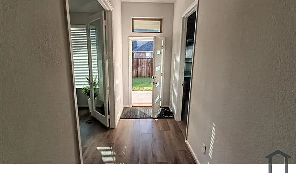 2301 Kirkstall Way — Photo 11