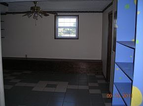 3rd image of 173 Rhody Dr
