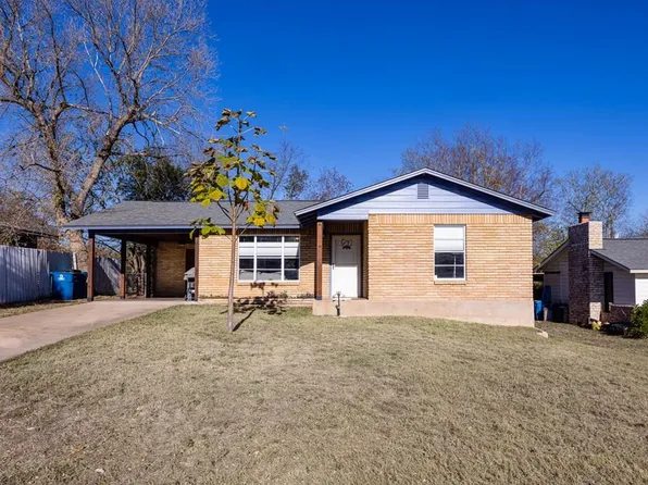 608 Rees St, Kerrville, TX 78028