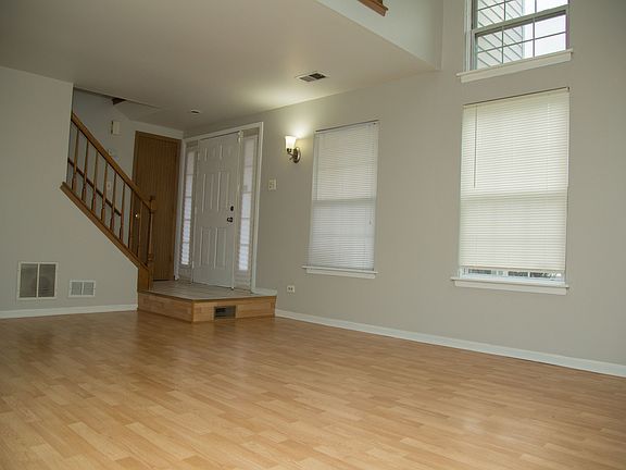 3rd image of 3663 W Deer Park Dr