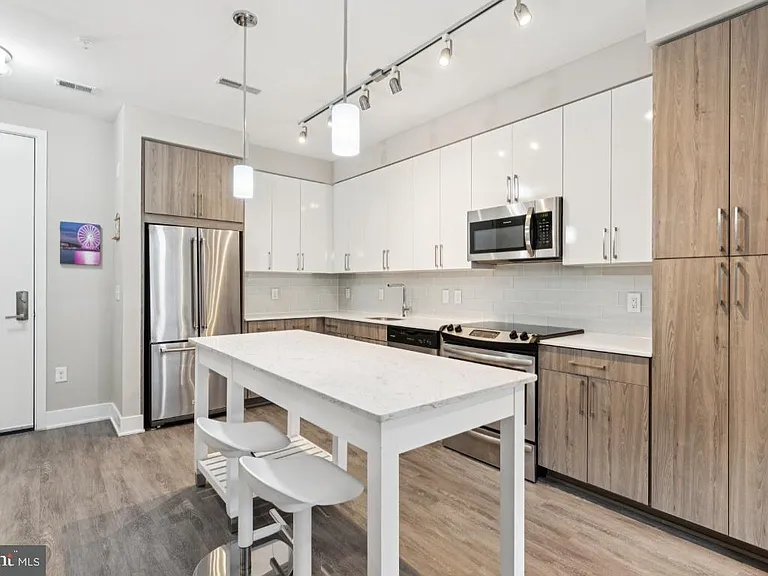 145 Riverhaven Dr #358 — Photo 7
