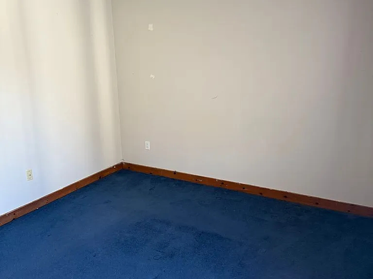 Town Edge Apartments — Photo 14